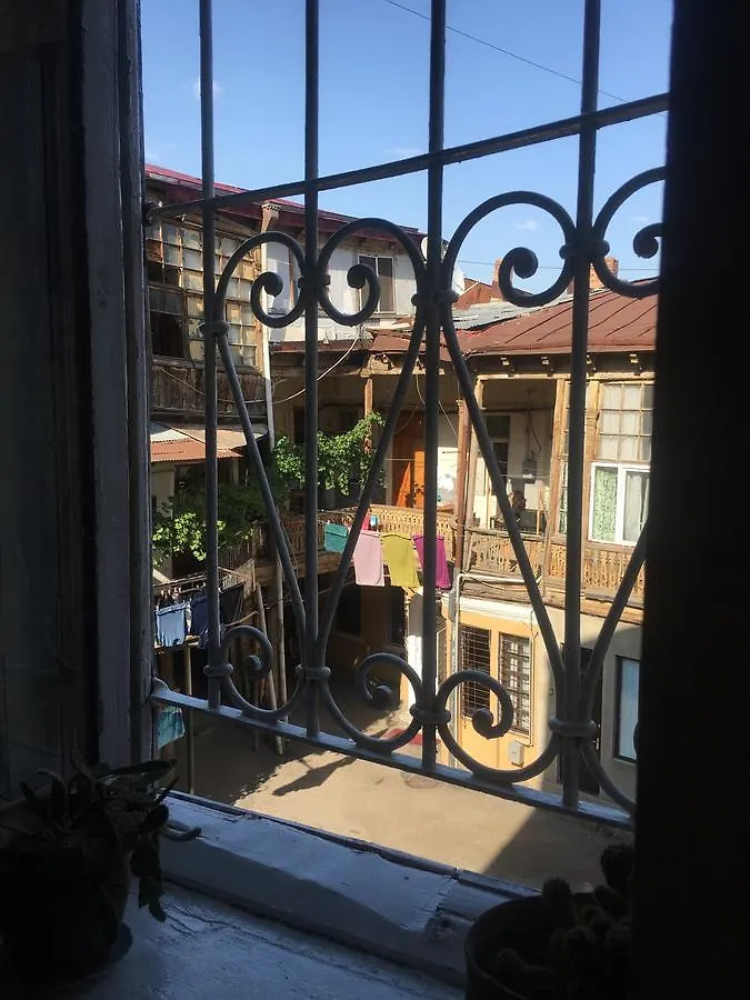 Hotel Dadiani12 Tbilisi 0*,  Gruzie